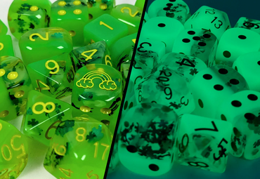 SET OF 12D6 PIPS DICE: LIT LEPRECHAUN (GLOW IN THE DARK!) 18MM